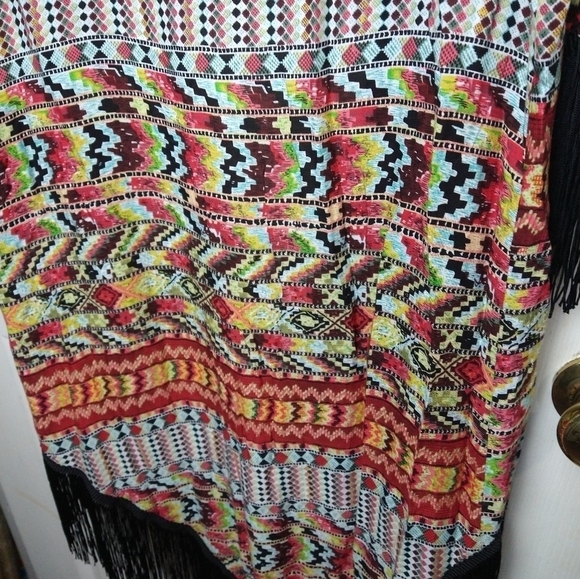 $ Love tease open dress cardigan lined with black fringe. Size S - Picture 11 of 11